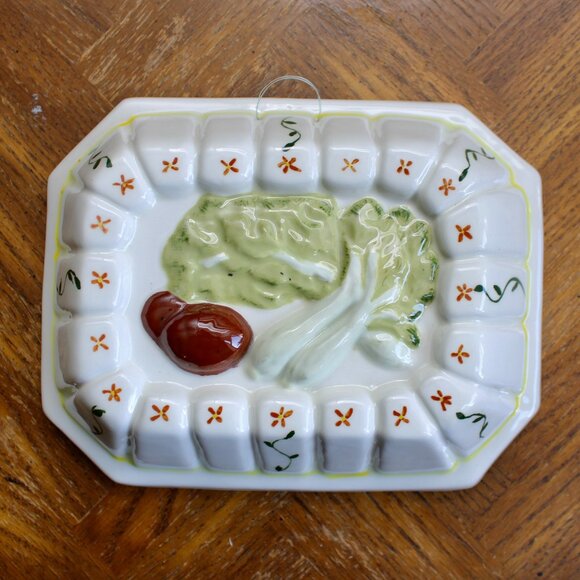 Vintage 80's Ceramic Potatoes, Celery & Lettuce Cake/Jello Mold Decorative Wall - Picture 1 of 5